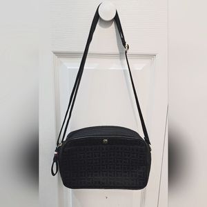 Tommy Hilfiger Shoulder / Cross body purse